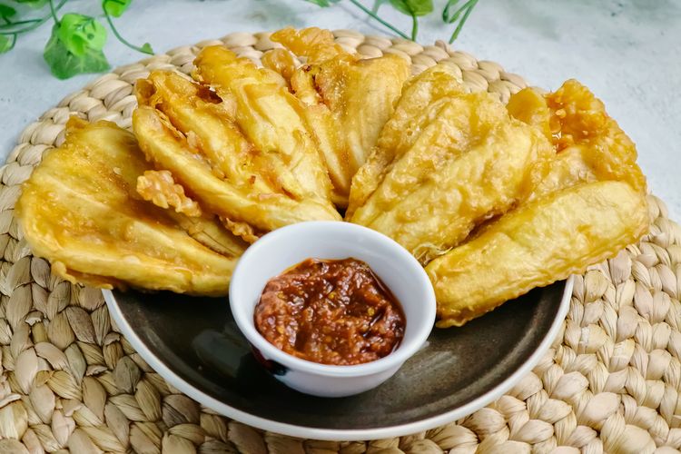 Pisang Goreng Sambal Roa Khas Manado