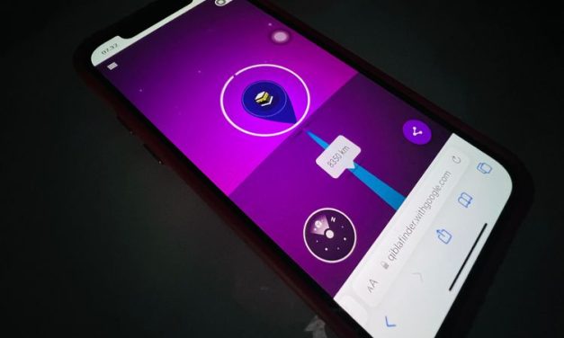 Menentukan Arah Kiblat Saat Bepergian Secara Online