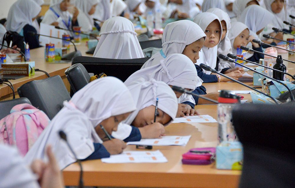 Masa Depan Pendidikan Jakarta: Evaluasi Program Sekolah Gratis