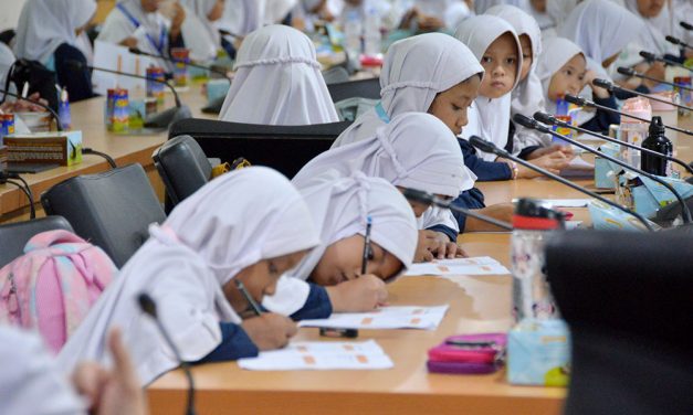Masa Depan Pendidikan Jakarta: Evaluasi Program Sekolah Gratis