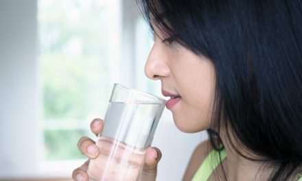 Kebiasaan Kurang Minum Air Yang Bisa Memicu Penyakit