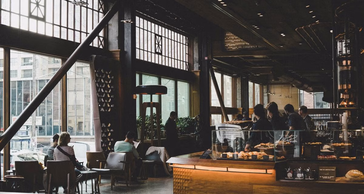 Bisnis Coffee Shop Kekinian: Peluang Dan Tantangan Di Tahun Ini