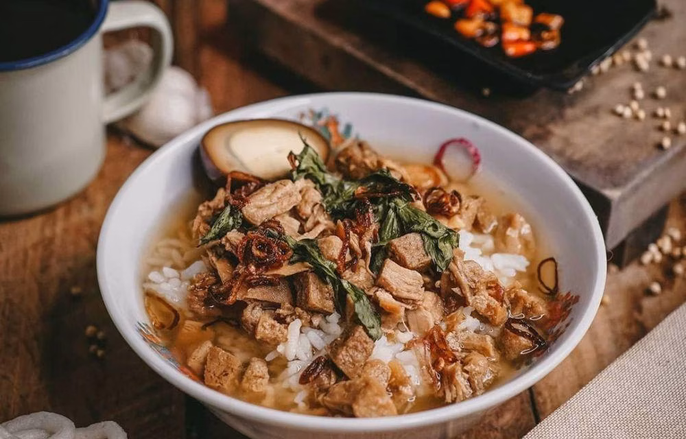 Nasi Bakmoy: Sejarah, Resep, Dan Cita Rasa Khas Kuliner