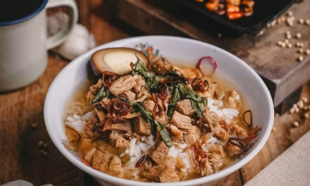 Nasi Bakmoy: Sejarah, Resep, Dan Cita Rasa Khas Kuliner