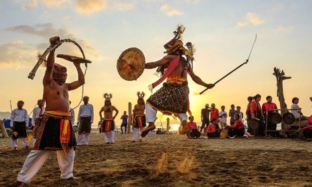 Budaya Lokal: Generasi Muda Mengenal Dan Melestarikan Tradisi